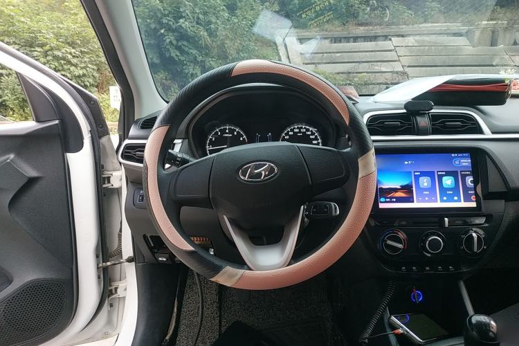 Used Hyundai Verna (older generation) 2020 1.4L Manual GL Refreshed Edition Steering Wheel
