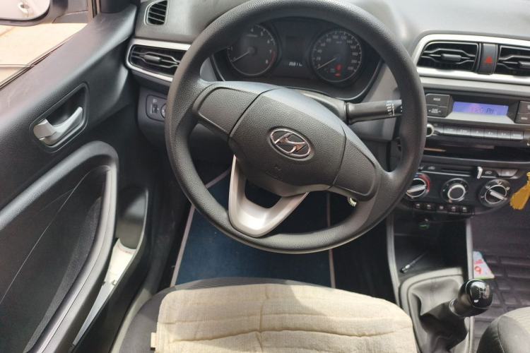 Used Hyundai Verna (older generation) 2020 1.4L Manual GL Refreshed Edition Steering Wheel