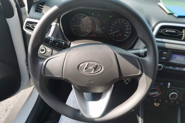 Used Hyundai Verna (older generation) 2020 1.4L Manual GL Refreshed Edition Steering Wheel