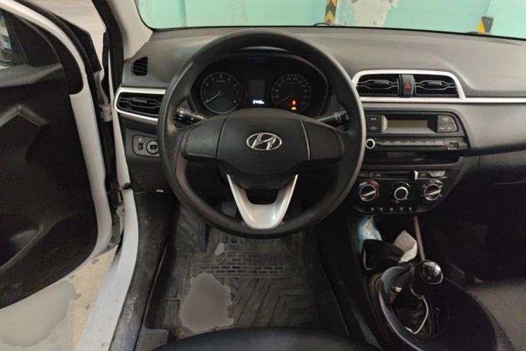 Used Hyundai Verna (older generation) 2020 1.4L Manual GL Refreshed Edition Steering Wheel