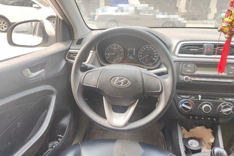 Used Hyundai Verna (older generation) 2020 1.4L Manual GL Refreshed Edition Steering Wheel