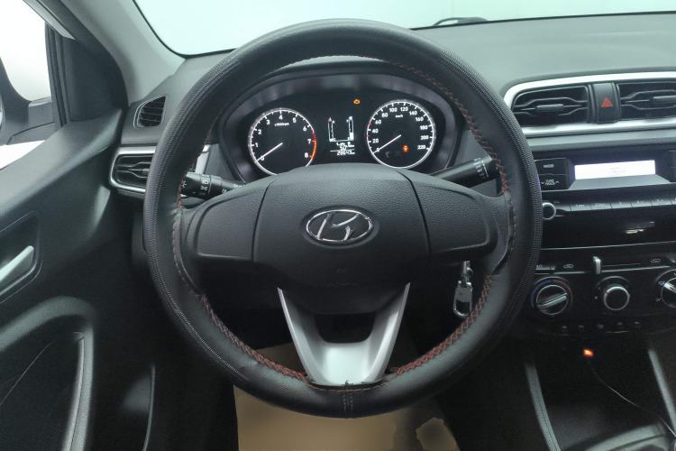 Used Hyundai Verna (older generation) 2020 1.4L Manual GL Refreshed Edition Steering Wheel