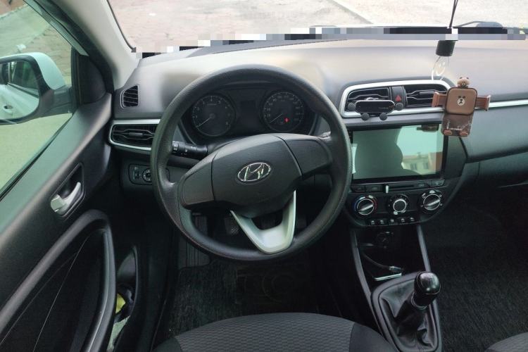 Used Hyundai Verna (older generation) 2020 1.4L Manual GL Refreshed Edition Steering Wheel