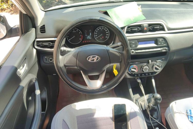 Used Hyundai Verna (older generation) 2020 1.4L Manual GL Refreshed Edition Steering Wheel