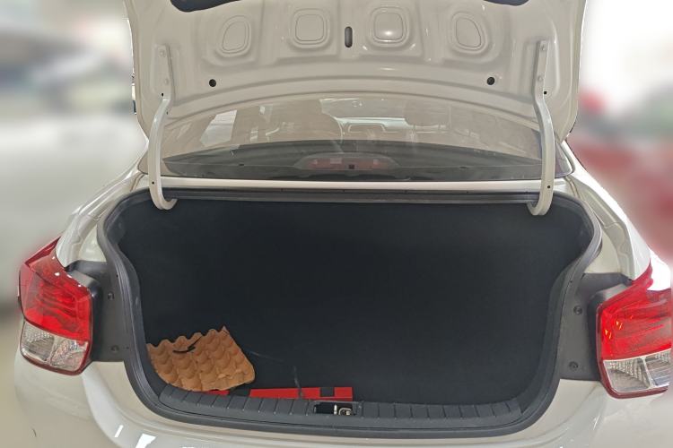 Used Hyundai Verna (older generation) 2020 1.4L Manual GL Refreshed Edition Trunk