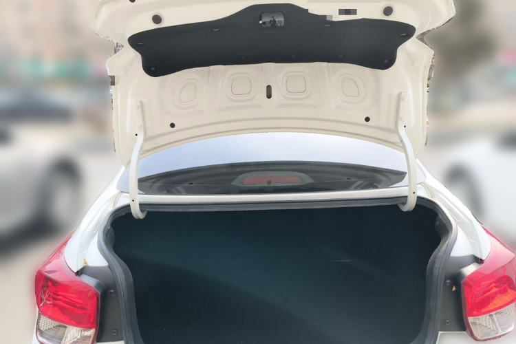 Used Hyundai Verna (older generation) 2020 1.4L Manual GL Refreshed Edition Trunk