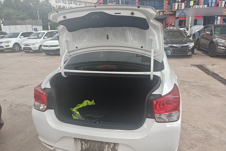 Used Hyundai Verna (older generation) 2020 1.4L Manual GL Refreshed Edition Trunk