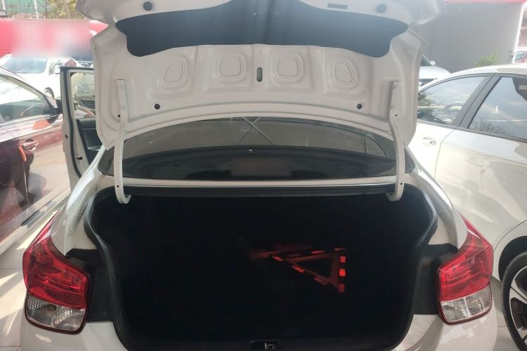 Used Hyundai Verna (older generation) 2020 1.4L Manual GL Refreshed Edition Trunk