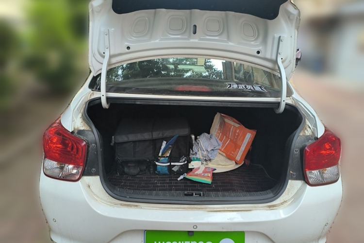 Used Hyundai Verna (older generation) 2020 1.4L Automatic GLS Enjoyment Edition Trunk