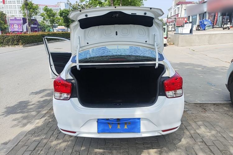 Used Hyundai Verna (older generation) 2020 1.4L Manual GL Refreshed Edition Trunk
