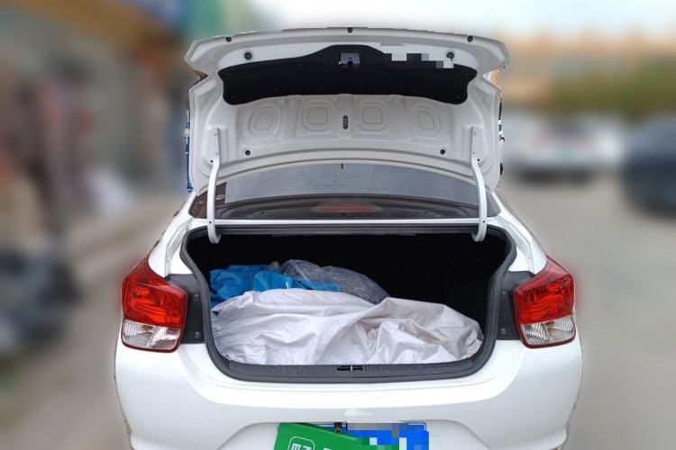 Used Hyundai Verna (older generation) 2020 1.4L Manual GL Refreshed Edition Trunk
