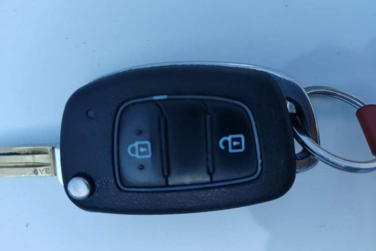Used Hyundai Verna (older generation) 2020 1.4L Manual GL Refreshed Edition Vehicle Key
