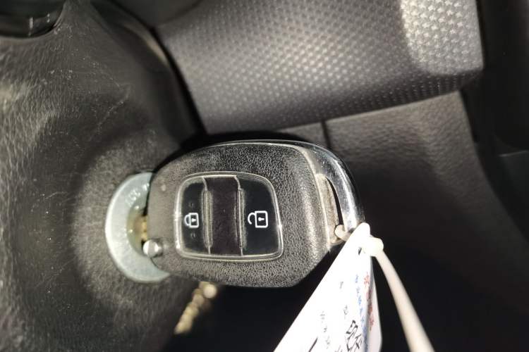 Used Hyundai Verna (older generation) 2020 1.4L Manual GL Refreshed Edition Vehicle Key