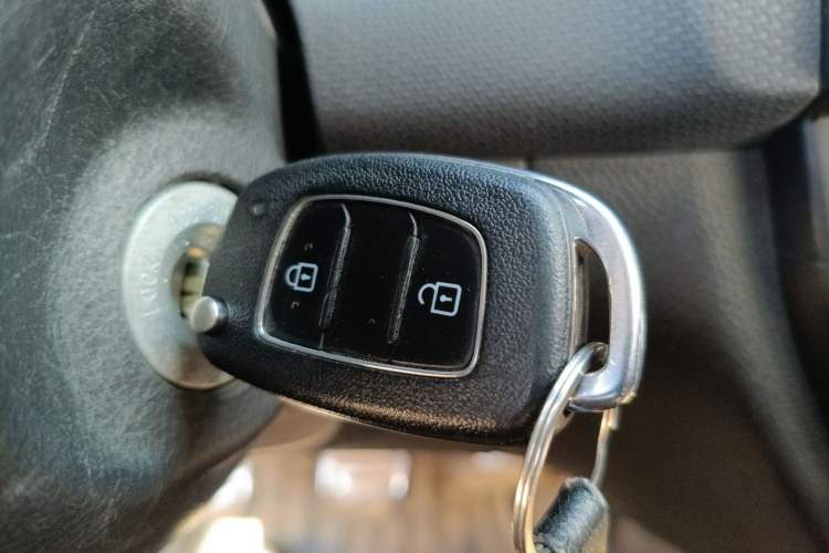 Used Hyundai Verna (older generation) 2020 1.4L Manual GL Refreshed Edition Vehicle Key