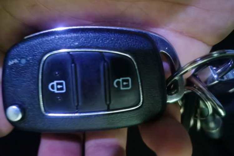 Used Hyundai Verna (older generation) 2020 1.4L Manual GL Refreshed Edition Vehicle Key