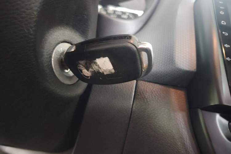 Used Hyundai Verna (older generation) 2020 1.4L Manual GL Refreshed Edition Vehicle Key
