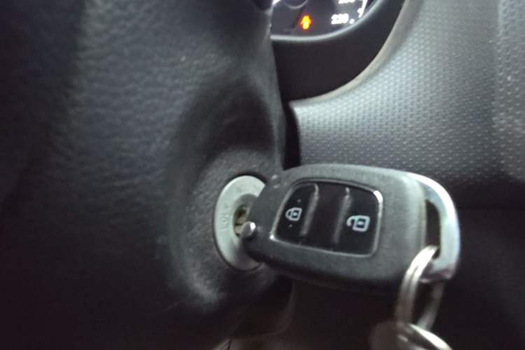 Used Hyundai Verna (older generation) 2020 1.4L Manual GL Refreshed Edition Vehicle Key
