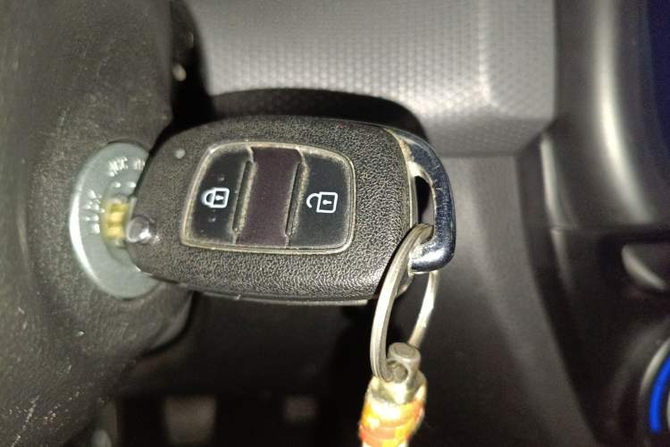 Used Hyundai Verna (older generation) 2020 1.4L Manual GL Refreshed Edition Vehicle Key
