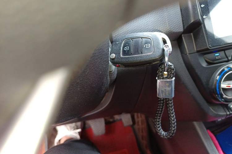 Used Hyundai Verna (older generation) 2020 1.4L Manual GL Refreshed Edition Vehicle Key