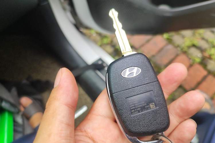 Used Hyundai Verna (older generation) 2020 1.4L Manual GL Refreshed Edition Vehicle Key