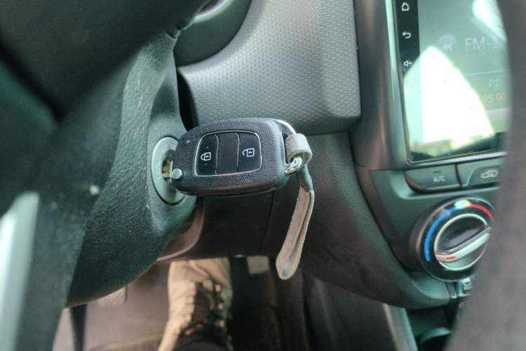 Used Hyundai Verna (older generation) 2020 1.4L Manual GL Refreshed Edition Vehicle Key