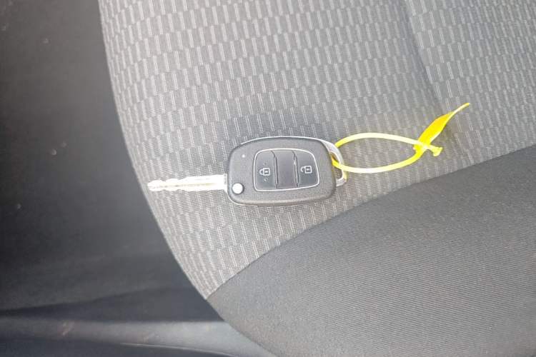 Used Hyundai Verna (older generation) 2020 1.4L Manual GL Refreshed Edition Vehicle Key