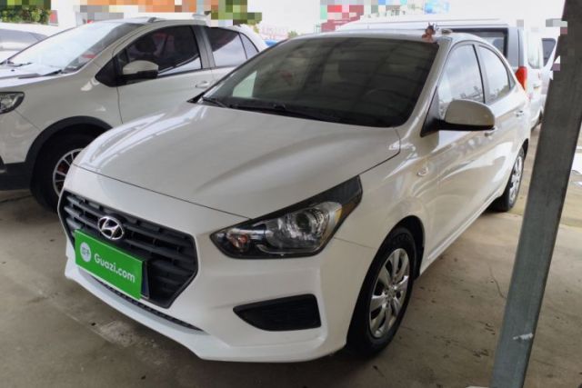 Hyundai Verna (older generation) 2020 1.4L Manual GL Refreshed Edition usado