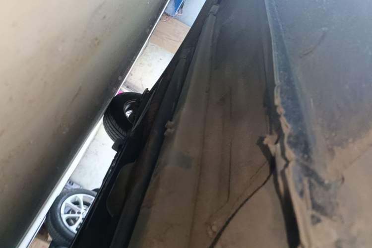 Used Hyundai Verna Ray 2014 1.4L Manual GLX Chassis Front Right
