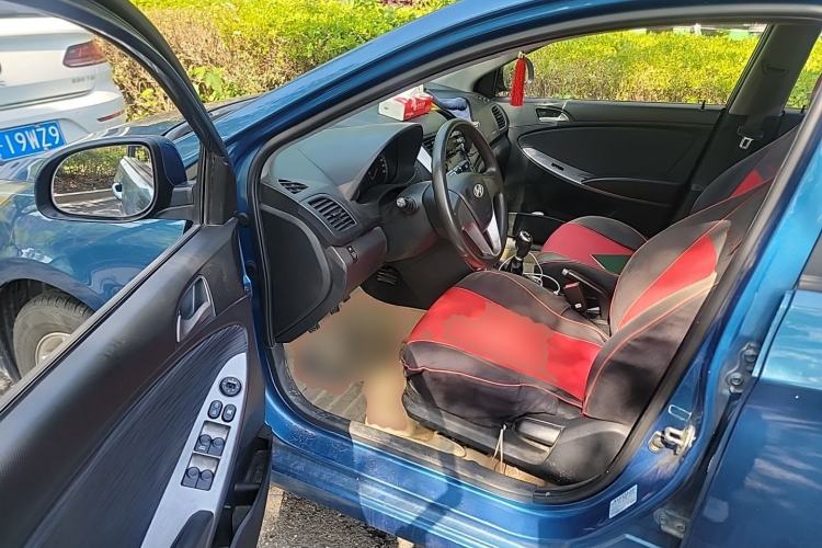 Used Hyundai Verna Ray 2014 1.4L Manual GLX Driver Seat
