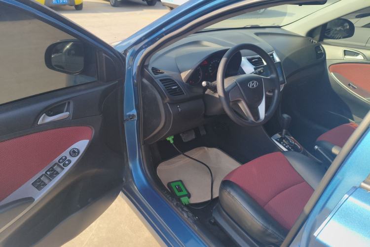 Used Hyundai Verna Ray 2014 1.4L Automatic GLX Driver Seat