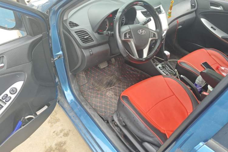 Used Hyundai Verna Ray 2014 1.6L Automatic TOP Driver Seat