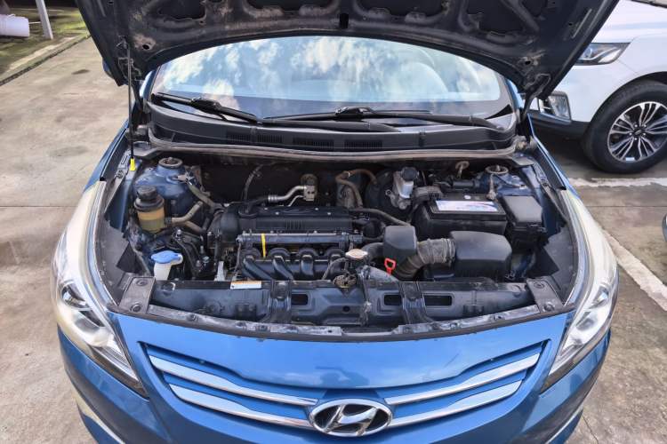 Used Hyundai Verna Ray 2014 1.4L Automatic TOP Engine Bay