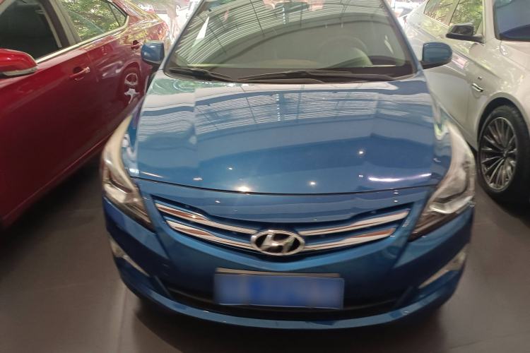 Used Hyundai Verna Ray 2014 1.4L Automatic GLX Exterior 1