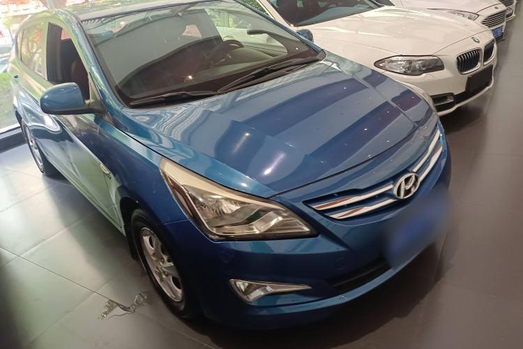 Used Hyundai Verna Ray 2014 1.4L Automatic GLX Exterior 2