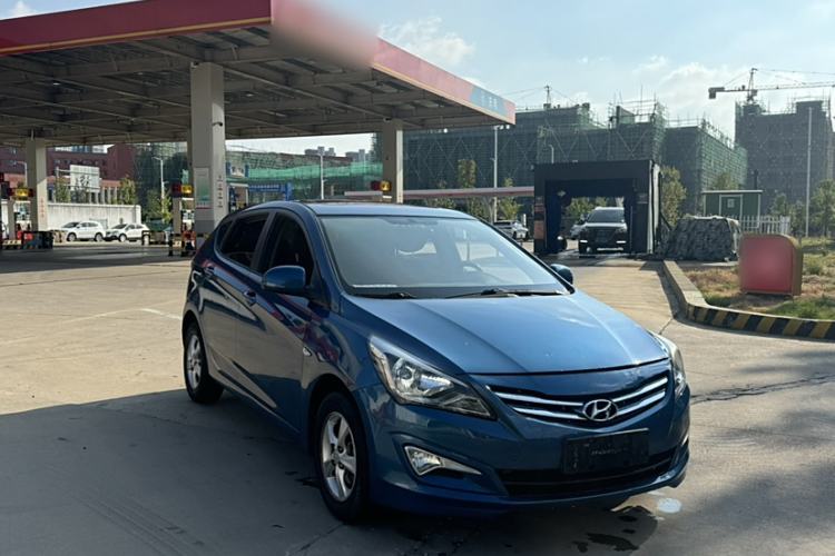 Used Hyundai Verna Ray 2014 1.4L Automatic GLX Exterior 2