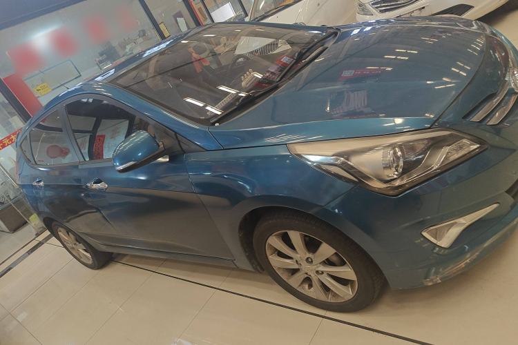Used Hyundai Verna Ray 2014 1.6L Automatic TOP Exterior 2