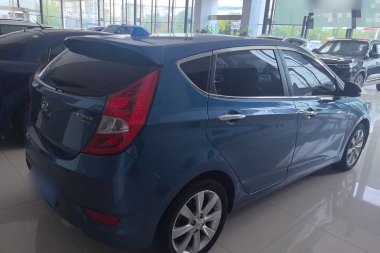 Used Hyundai Verna Ray 2014 1.6L Automatic TOP Exterior 3