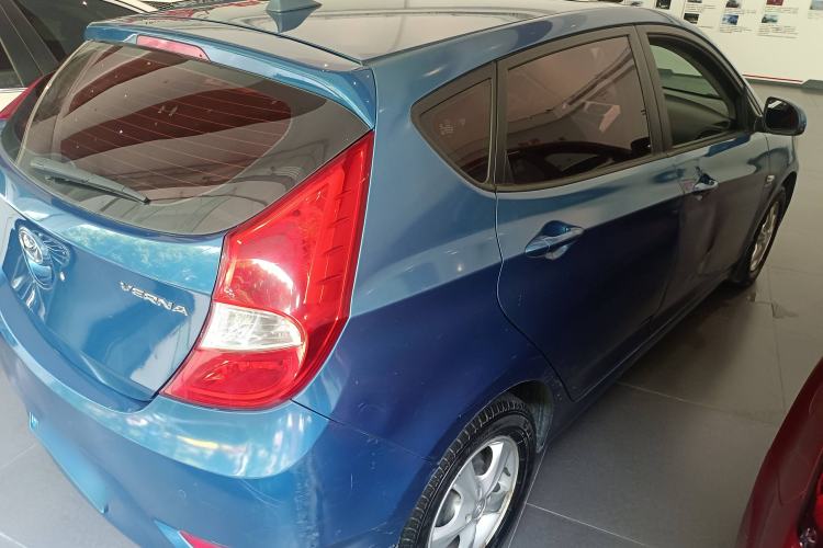 Used Hyundai Verna Ray 2014 1.4L Automatic GLX Exterior 4