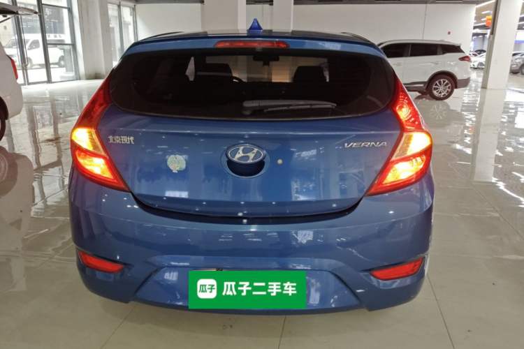 Used Hyundai Verna Ray 2014 1.4L Automatic GLX Exterior 4
