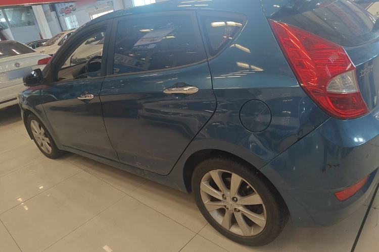 Used Hyundai Verna Ray 2014 1.6L Automatic TOP Exterior 5