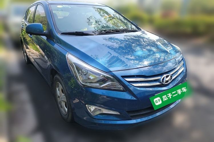 Used Hyundai Verna Ray 2014 1.4L Manual GLX Front Right 45 Deg