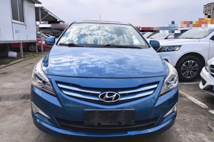 Used Hyundai Verna Ray 2014 1.4L Automatic TOP Front