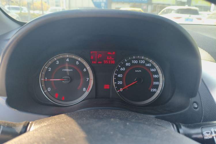 Used Hyundai Verna Ray 2014 1.4L Automatic GLX Instrument Cluster