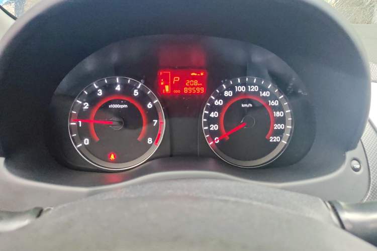 Used Hyundai Verna Ray 2014 1.4L Automatic GLX Instrument Cluster