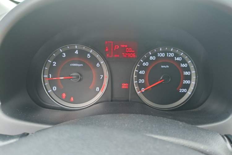 Used Hyundai Verna Ray 2014 1.6L Automatic TOP Instrument Cluster