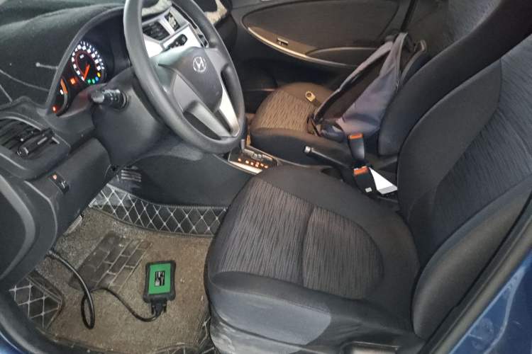 Used Hyundai Verna Ray 2014 1.4L Automatic GLX Left Front Seat