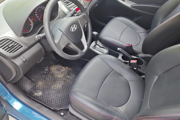 Used Hyundai Verna Ray 2014 1.4L Automatic GLX Left Front Seat