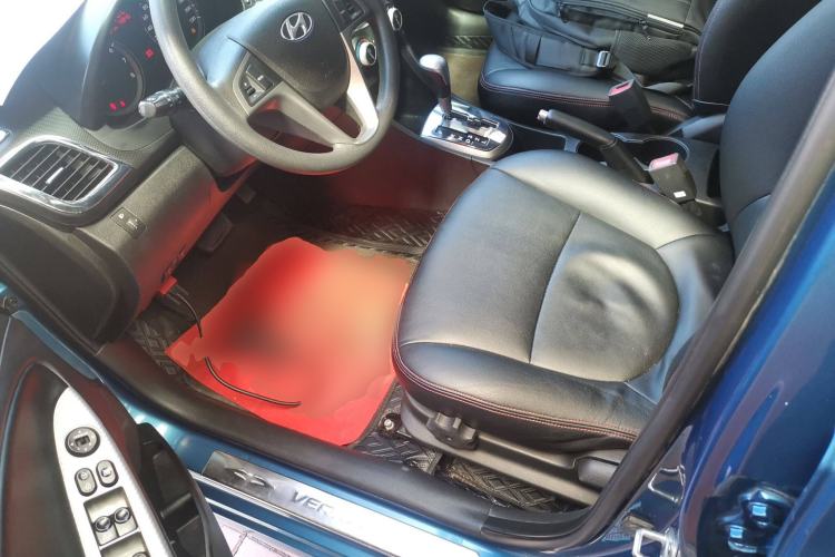 Used Hyundai Verna Ray 2014 1.6L Automatic TOP Left Front Seat