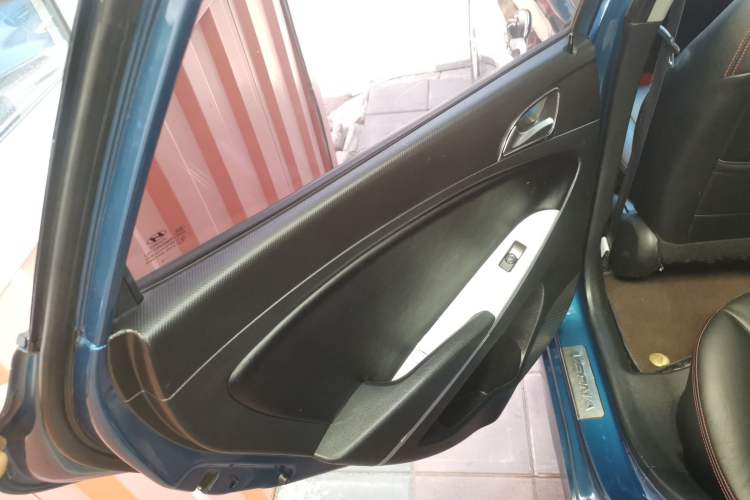Used Hyundai Verna Ray 2014 1.6L Automatic TOP Left Rear Door Interior