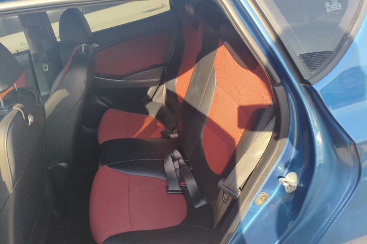 Used Hyundai Verna Ray 2014 1.4L Automatic GLX Left Rear Seat